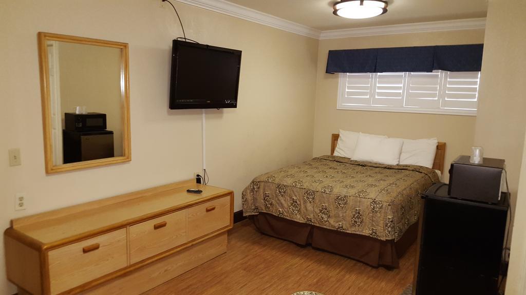 Reedley Inn Dış mekan fotoğraf